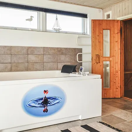 Pet Friendly In Hvide Sande With Kitchen