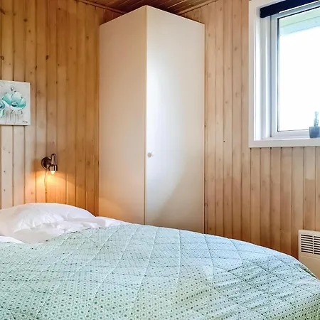 Pet Friendly In Hvide Sande With Kitchen Casa vacanze Havrvig