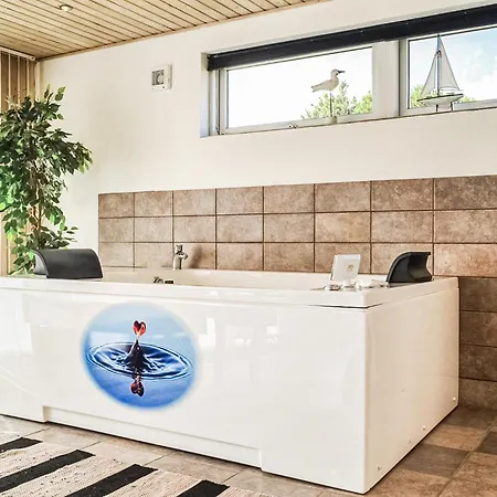 Pet Friendly In Hvide Sande With Kitchen * Havrvig